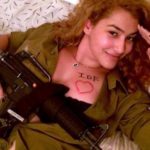 Dla kobiet w armii izraelskiej strzelanie do Palestyńczyków to niezła "zabawa"