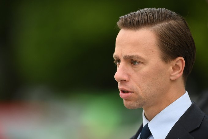 "Polacy zrobią wszystko dla honoru". Krzysztof Bosak zapytał o pozycję przetargową Polski w relacjach z Ukrainą