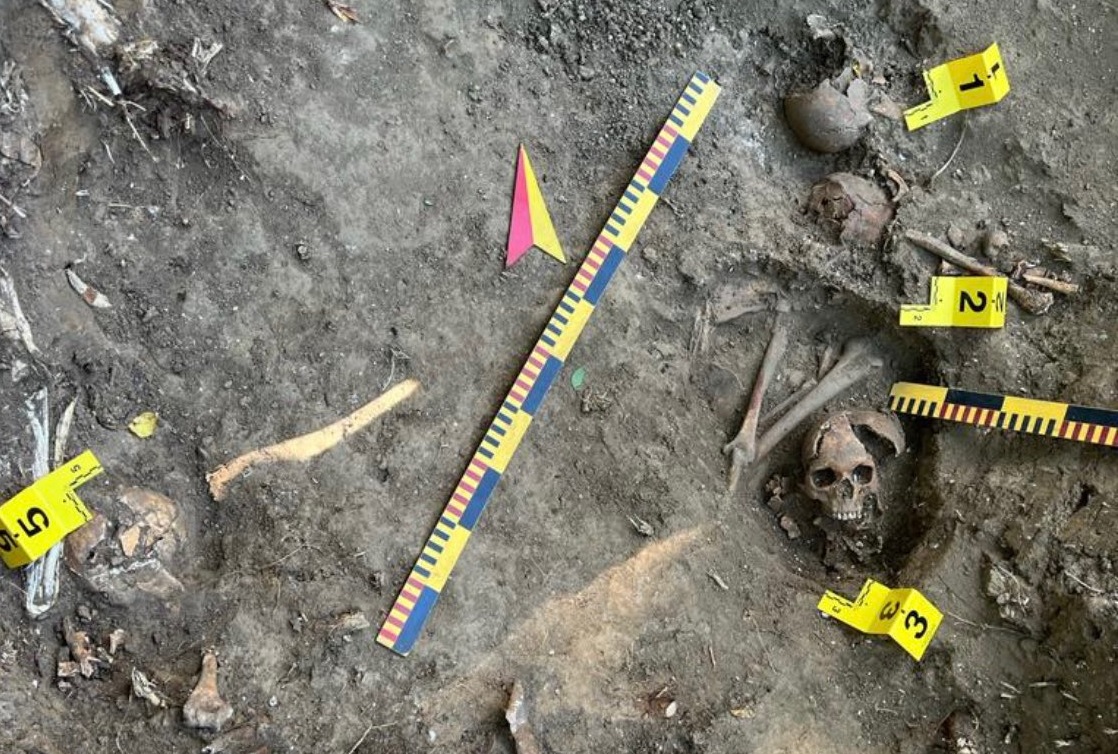 A mass grave of Poles murdered by Ukrainians has been found in Puzniki