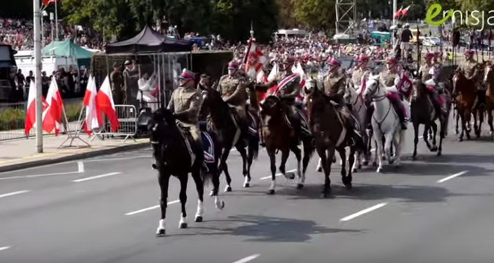 Defilada z okazji Święta Wojska Polskiego 2024 [WIDEO]