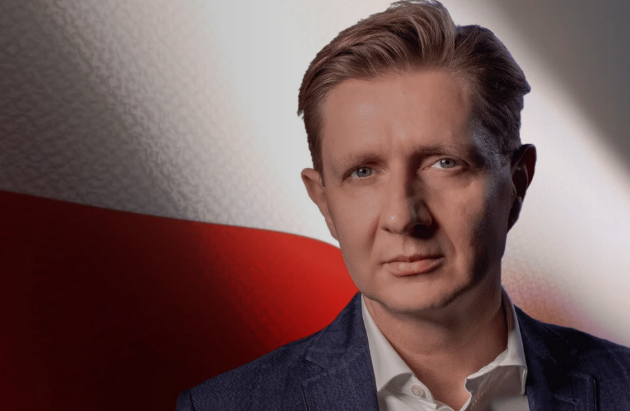 R. Wicherek: Artur Bartoszewicz – a fox in the henhouse?