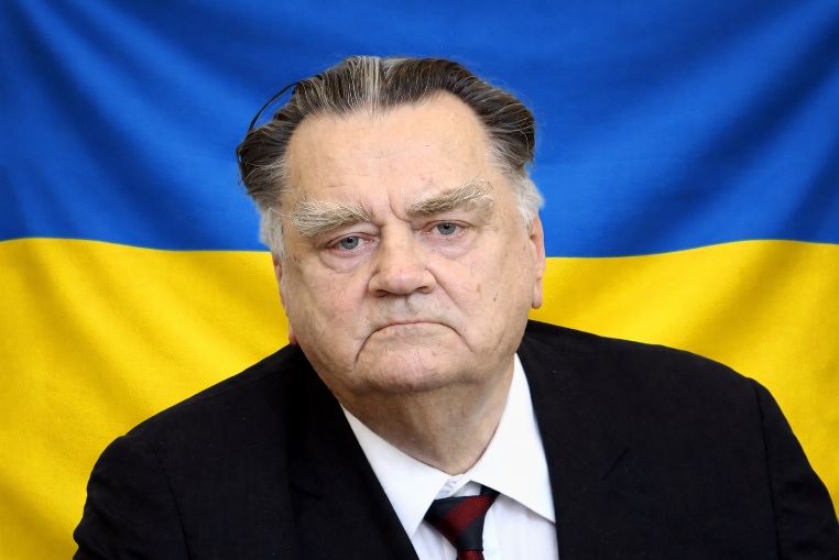 Za kurtyną polityki…