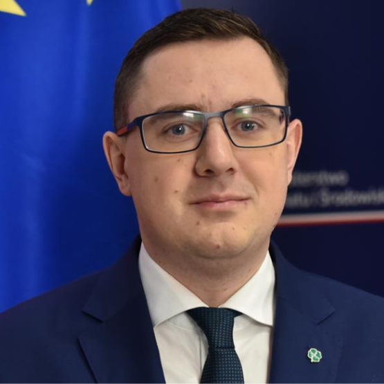 Rezerwy paliw w Polsce wystarczą na ponad 91 dni. Rząd chce gwarancji od Saudyjczyków